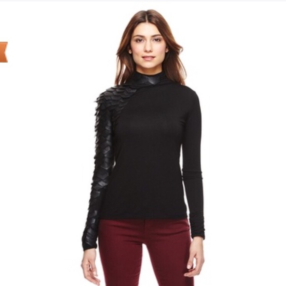 💋LAST ONE 💋GRACIA DRESS WITH DETAILED SLEEVES - Picture 4 of 4